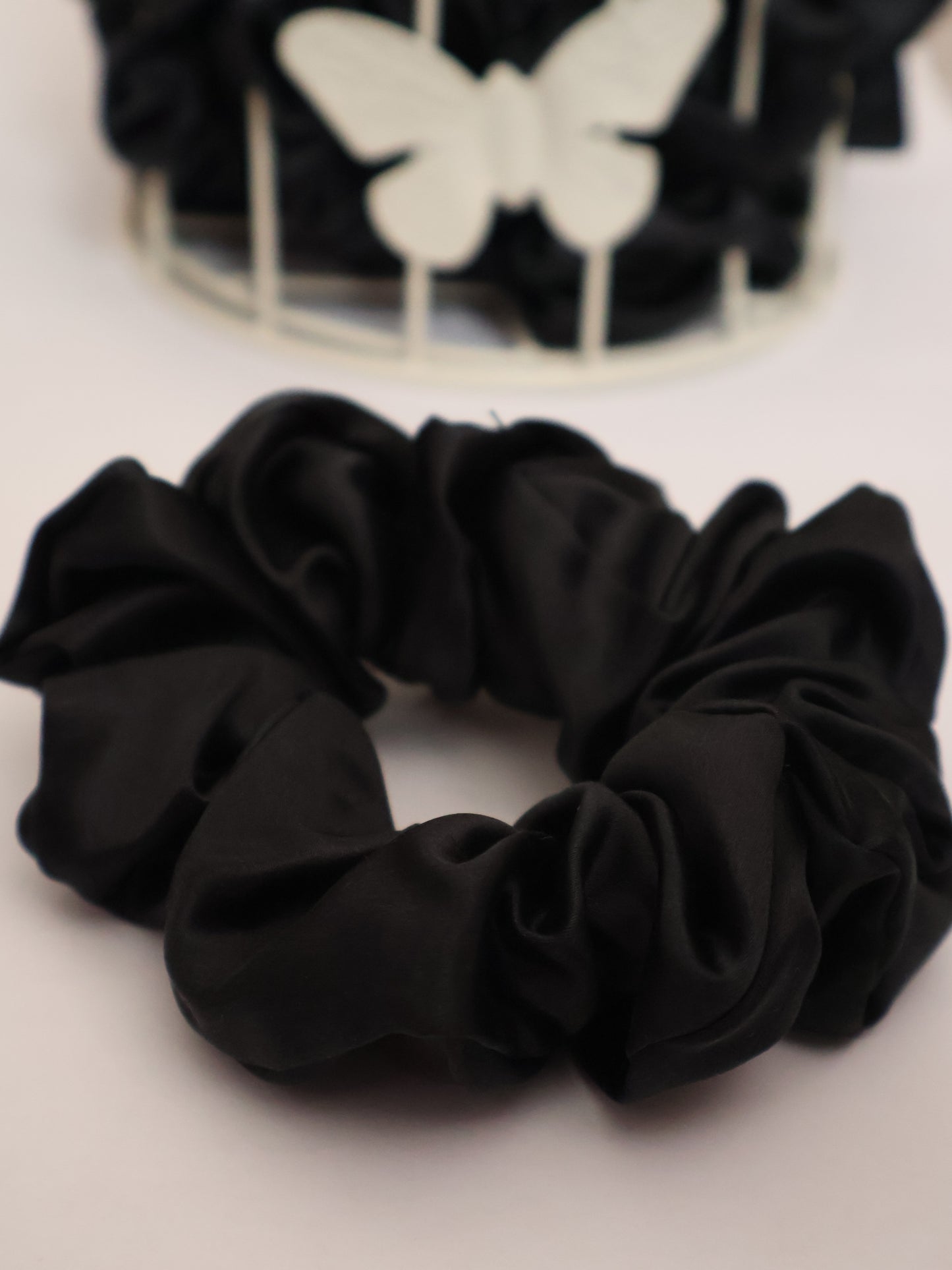 Silk Scrunchie – Black - Thick 3.5cm