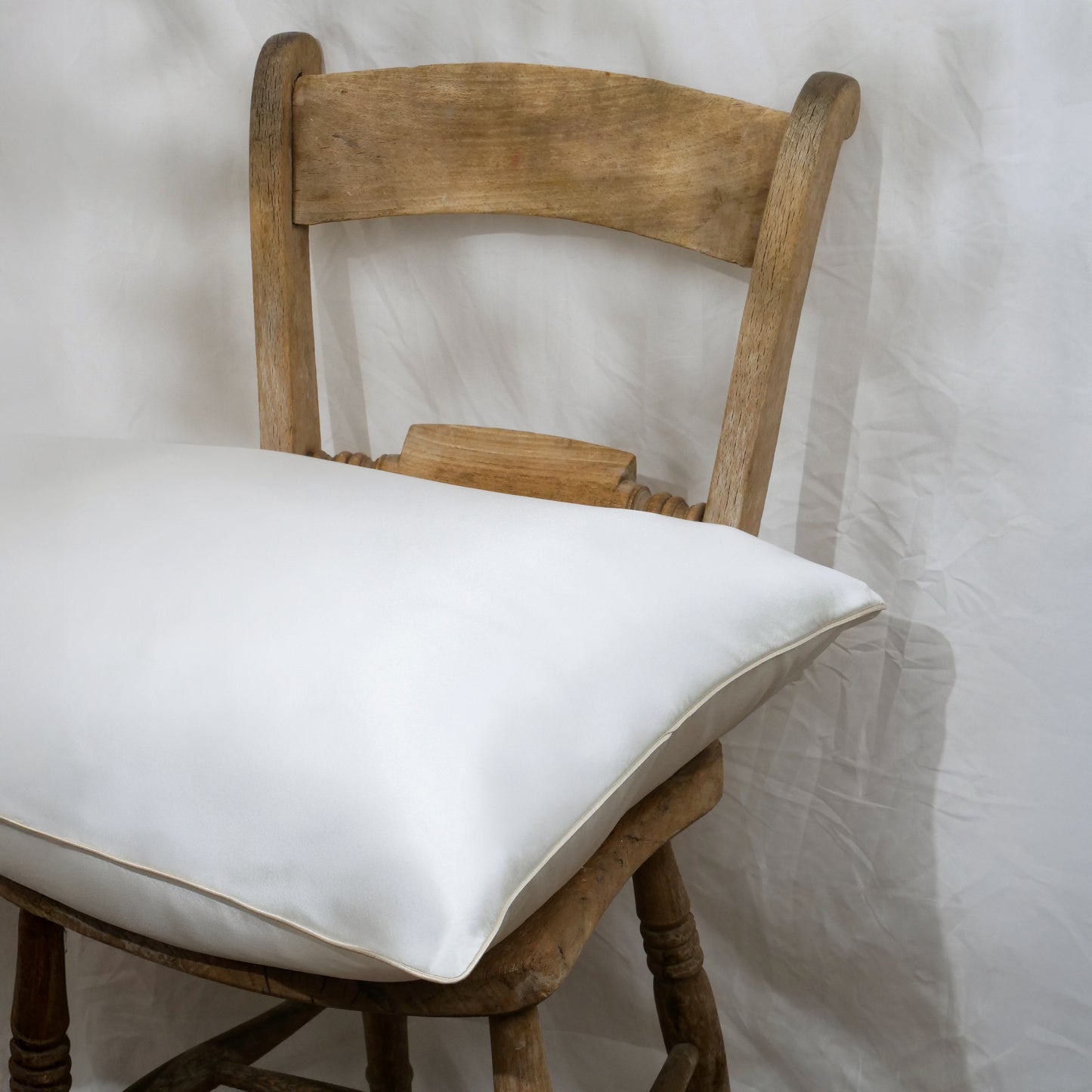 Silk pillowcase - dusky pink