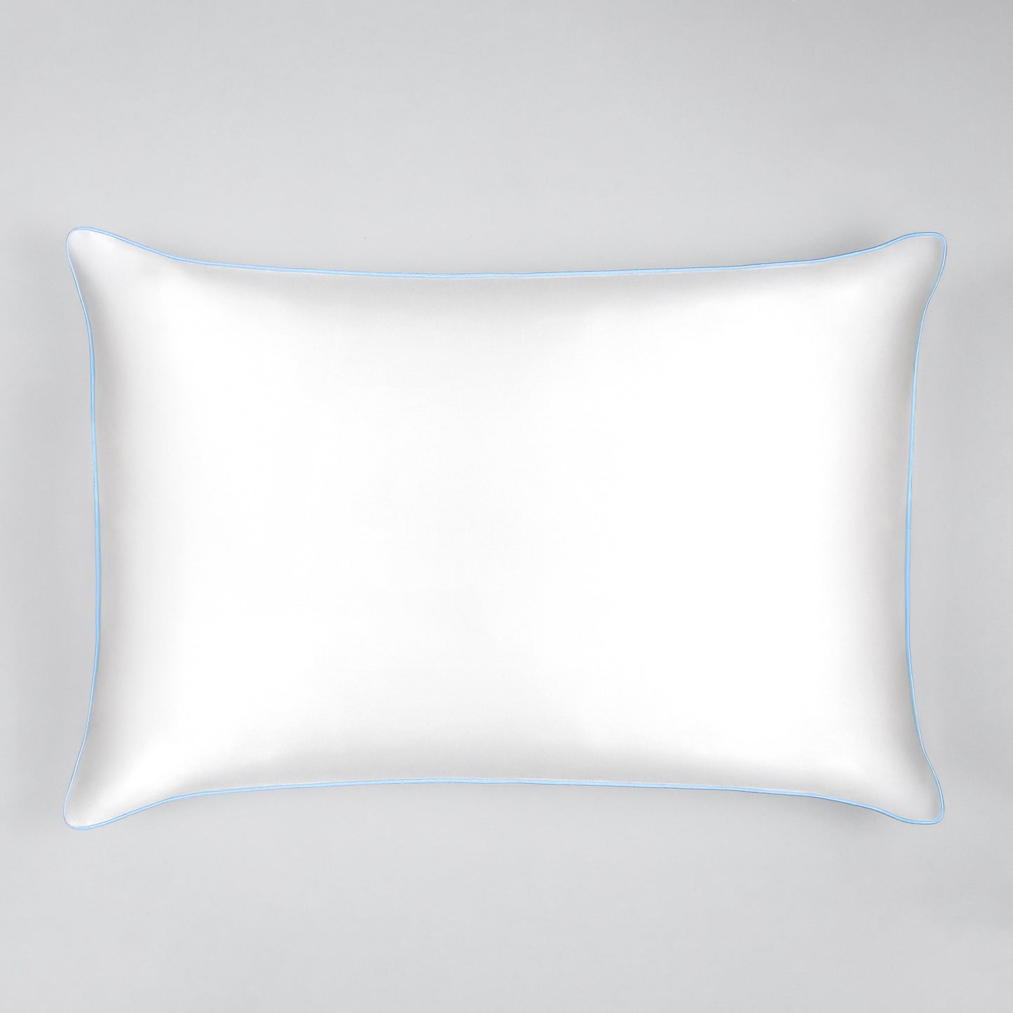 Silk pillowcase - sky blue